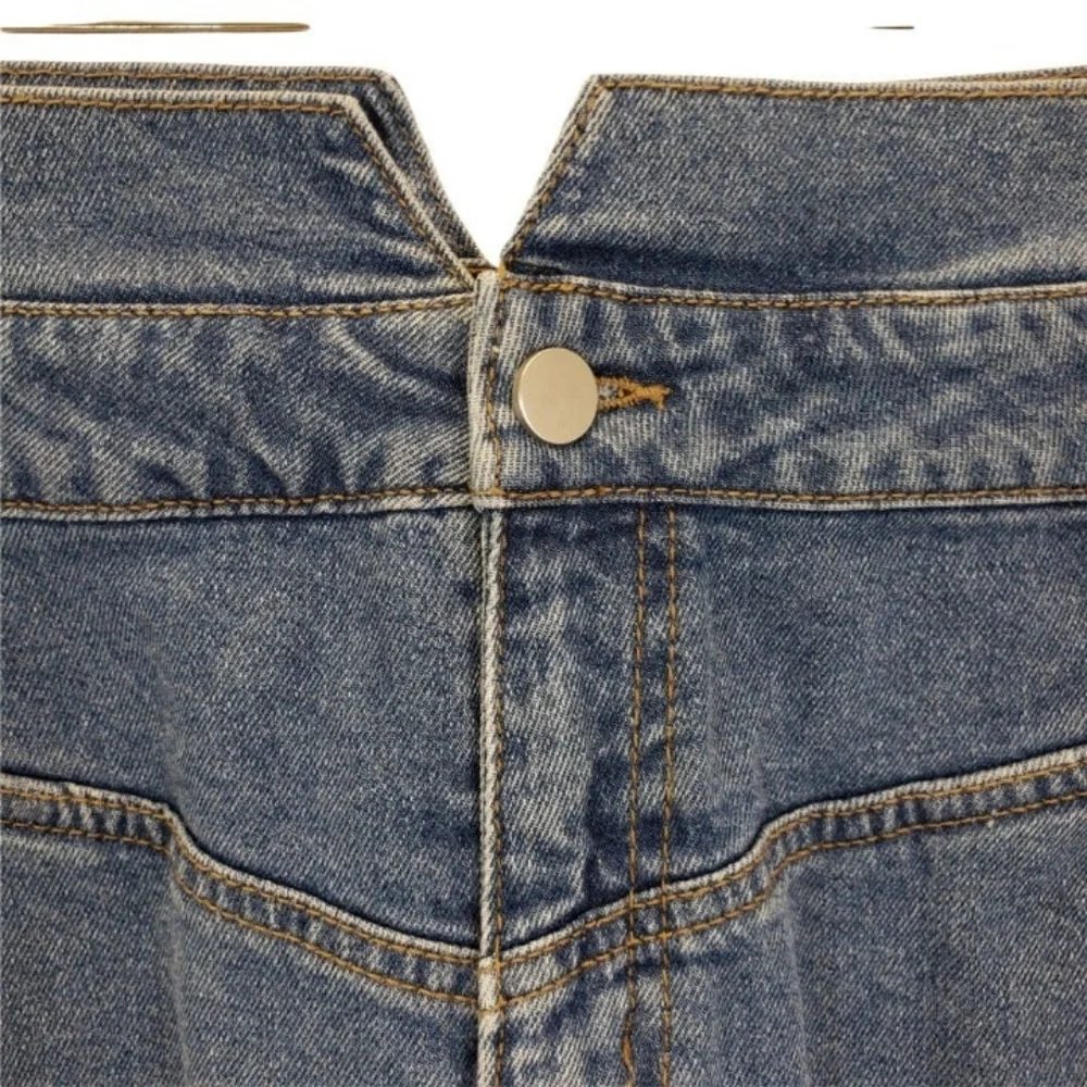 BP High Waisted Light Wash Denim Skirt Size 2XL - Picture 3 of 3